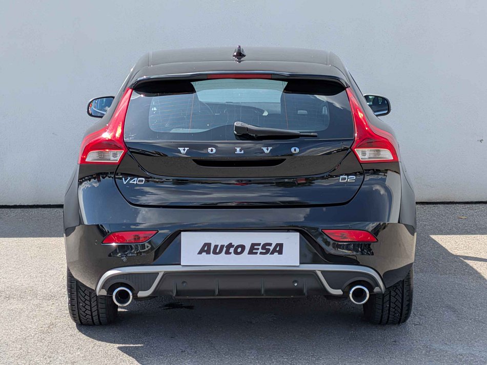 Volvo V40 2.0 D2 R-design