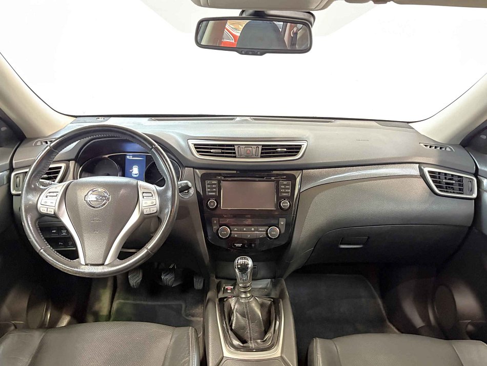 Nissan X-Trail 1.6 dCi  4x4