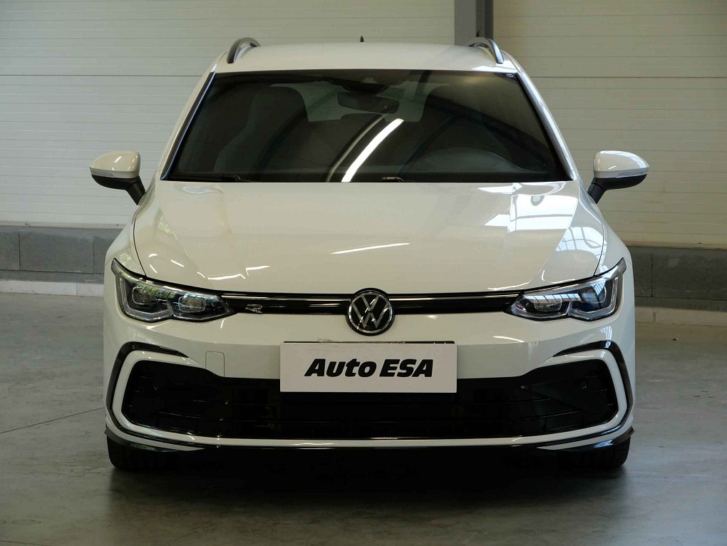 Volkswagen Golf 1.5TSI R-Line