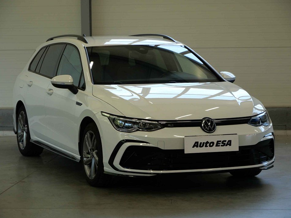 Volkswagen Golf 1.5TSI R-Line