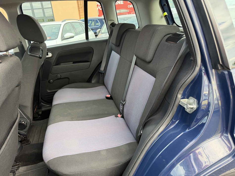 Ford Fusion 1.4i 