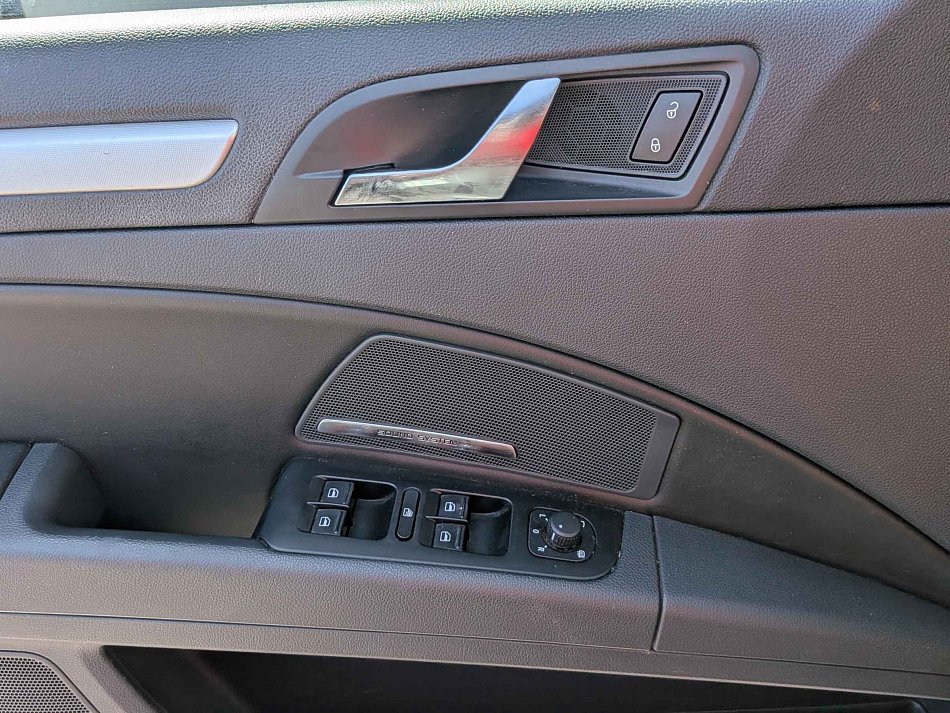 Škoda Superb II 2.0 TDi Elegance