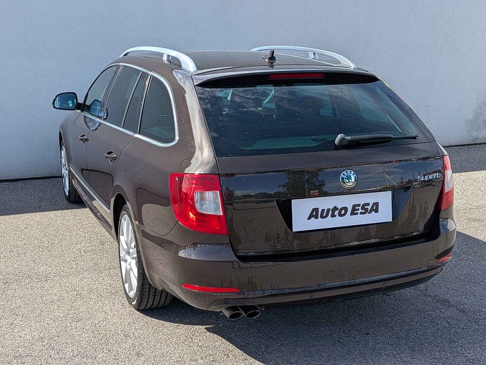 Škoda Superb II 2.0 TDi Elegance