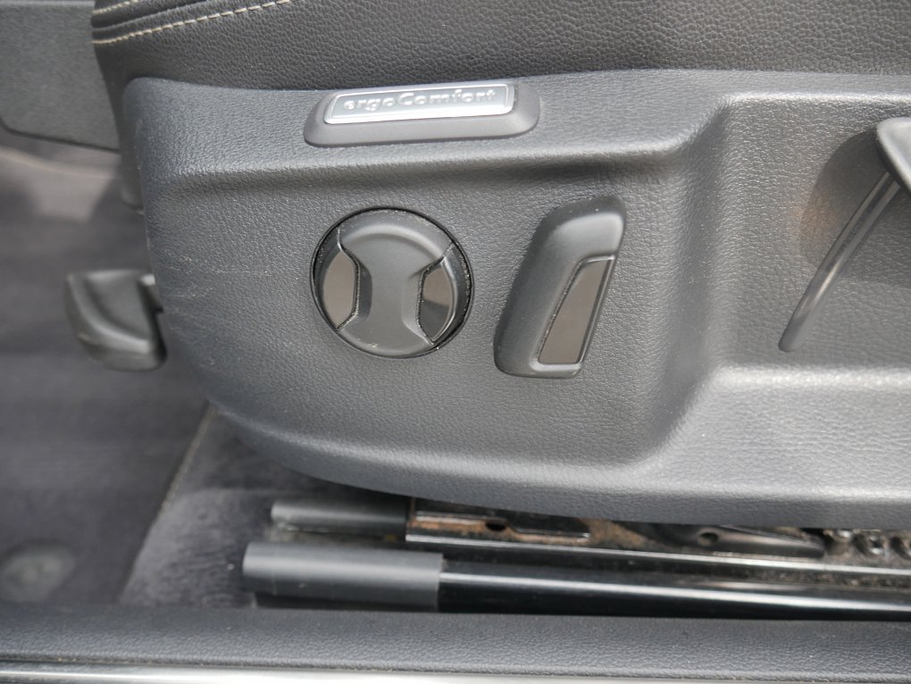 Volkswagen Passat 2.0TDi 