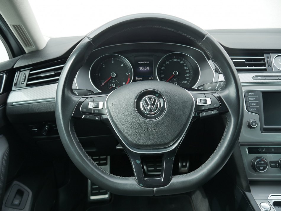 Volkswagen Passat 2.0TDi 