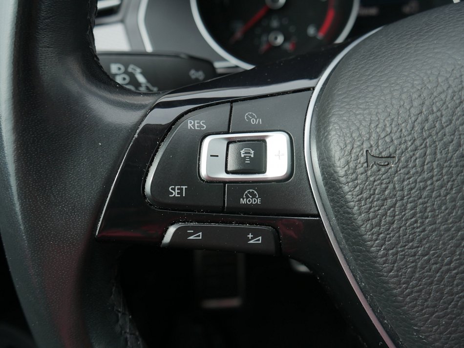 Volkswagen Passat 2.0TDi 