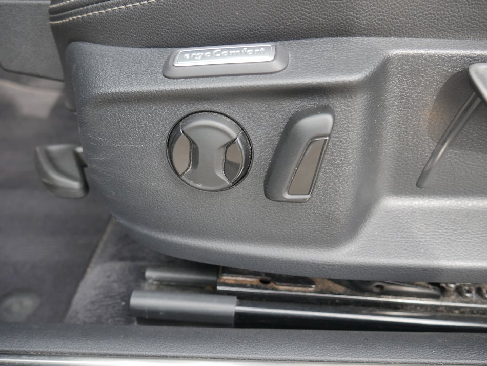 Volkswagen Passat 2.0TDi 