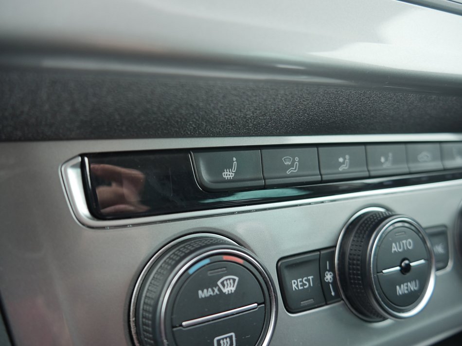 Volkswagen Passat 2.0TDi 