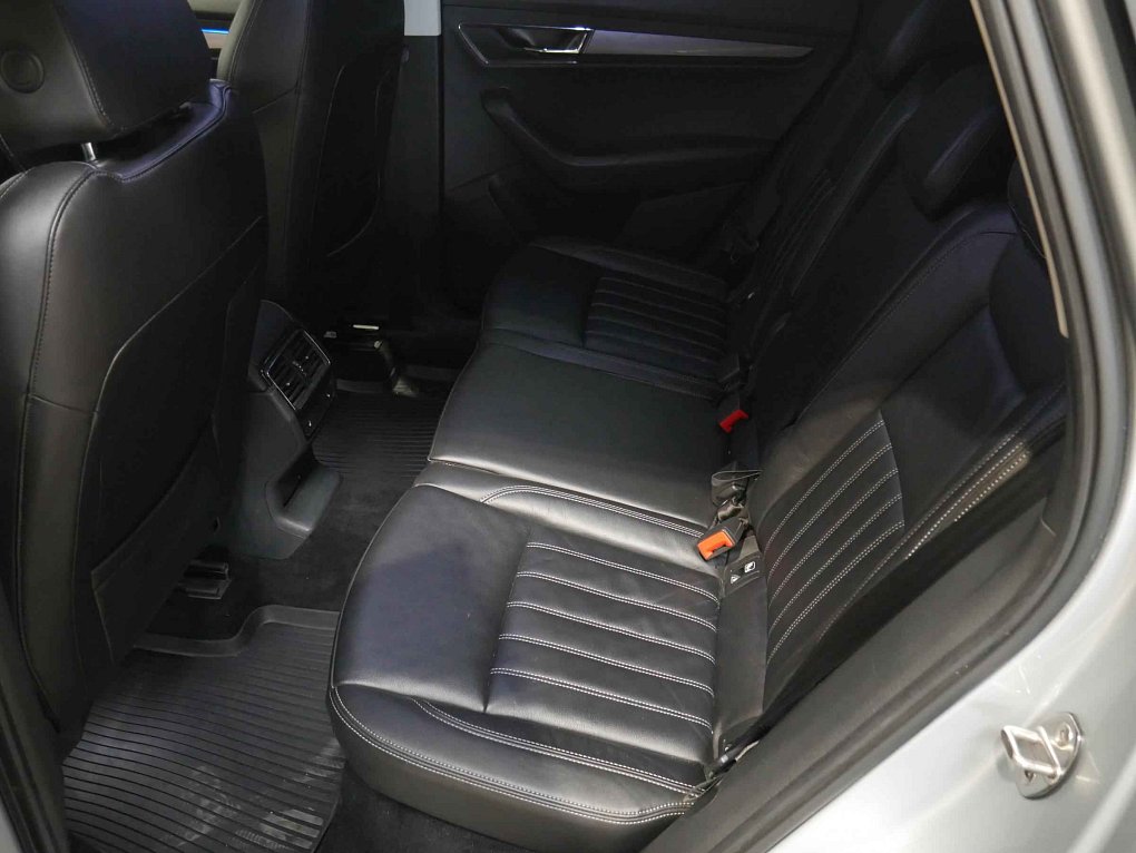 Škoda Karoq 2.0 TDi Style Plus 4x4