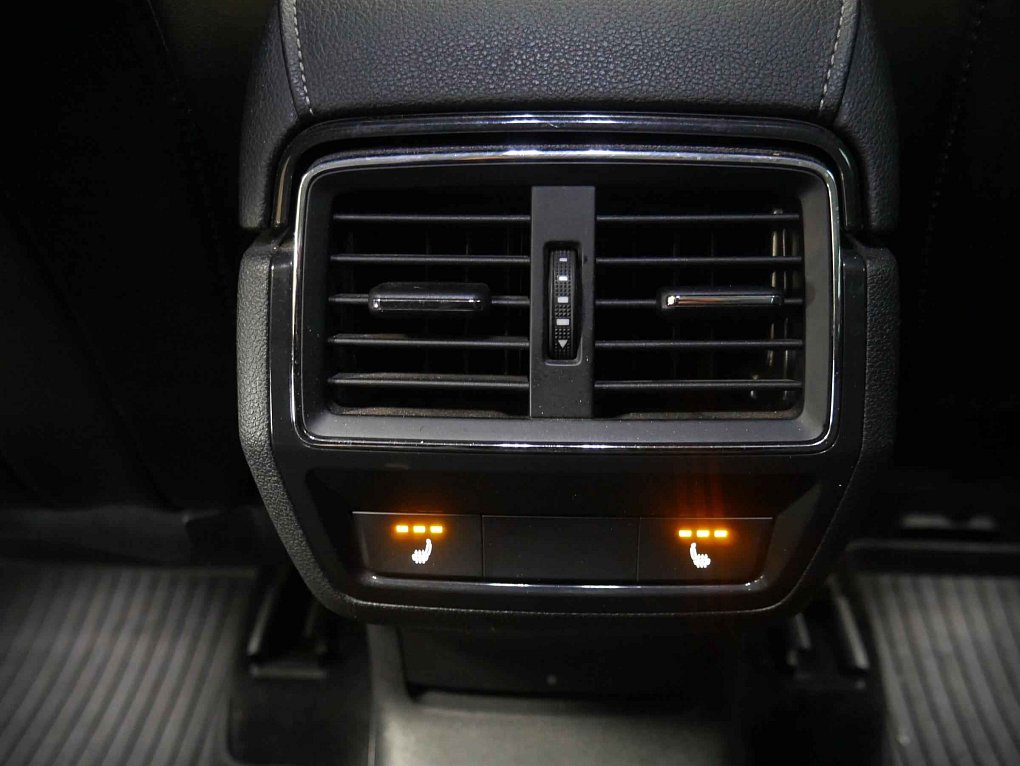 Škoda Karoq 2.0 TDi Style Plus 4x4