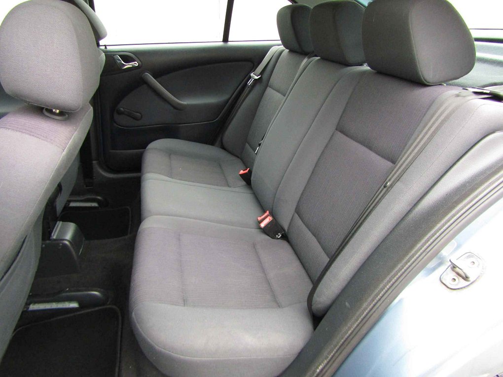 Škoda Octavia 1.6 MPi  Tour