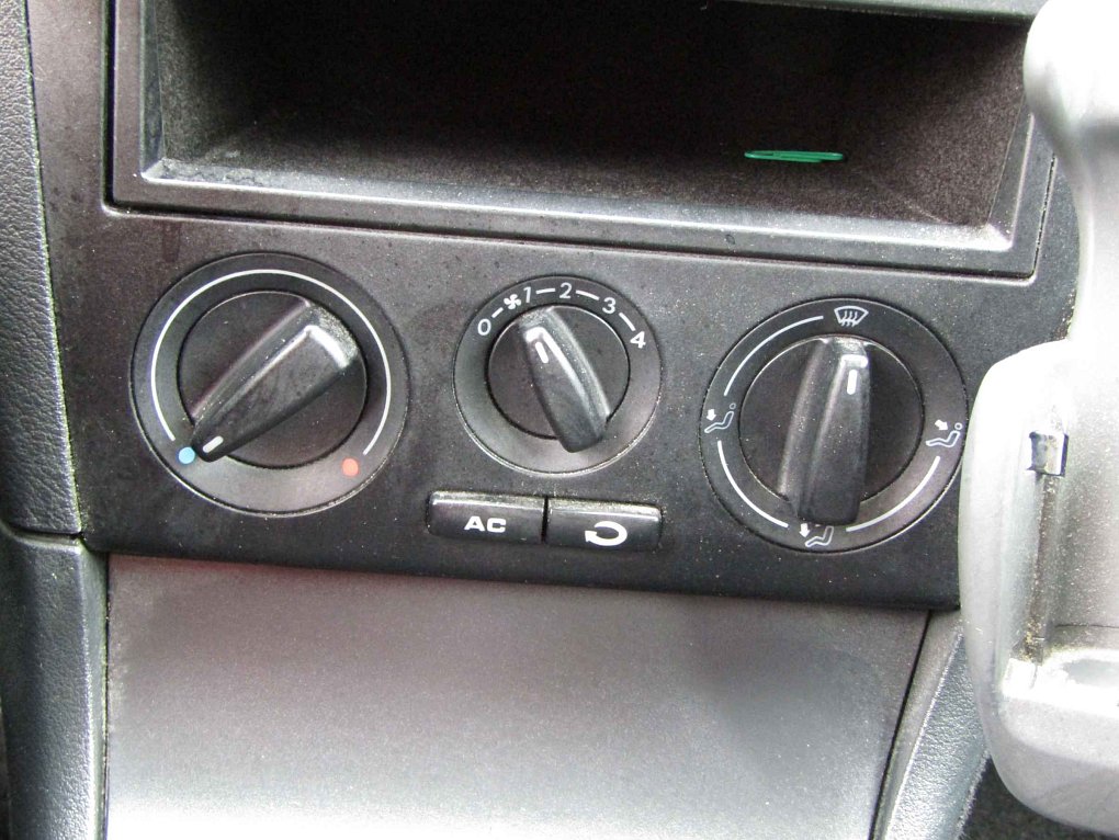 Škoda Octavia 1.6 MPi  Tour