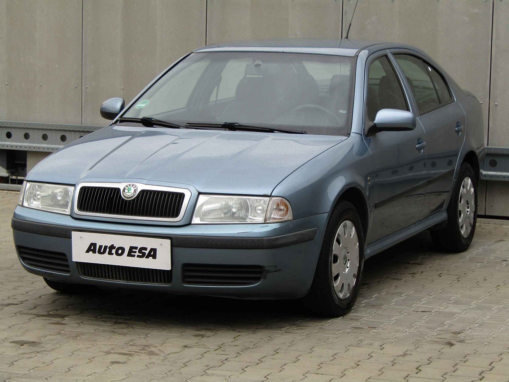 Škoda Octavia 1.6 MPi  Tour