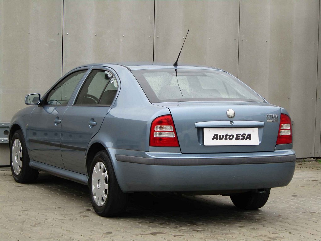 Škoda Octavia 1.6 MPi  Tour