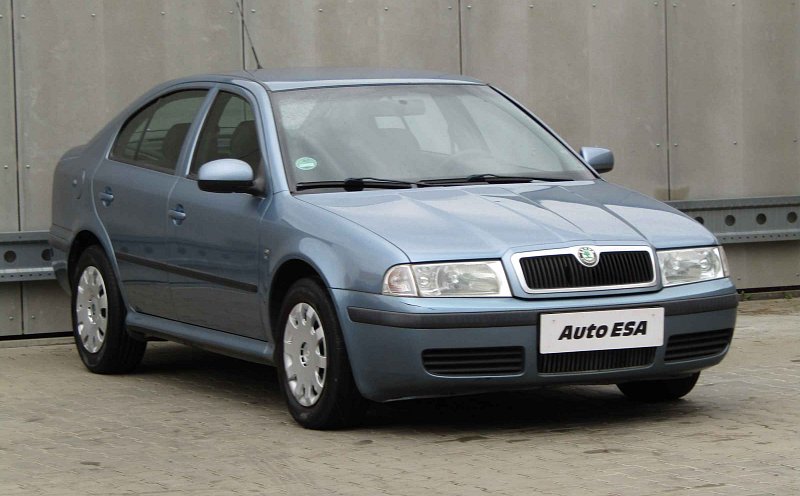 Škoda Octavia 1.6 MPi  Tour
