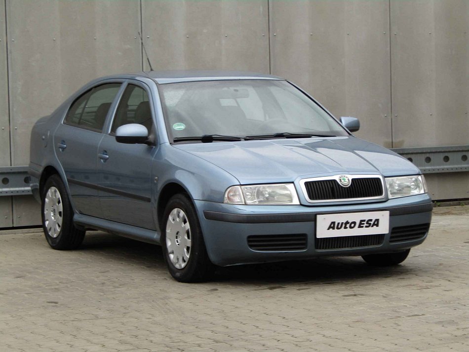 Škoda Octavia 1.6 MPi  Tour