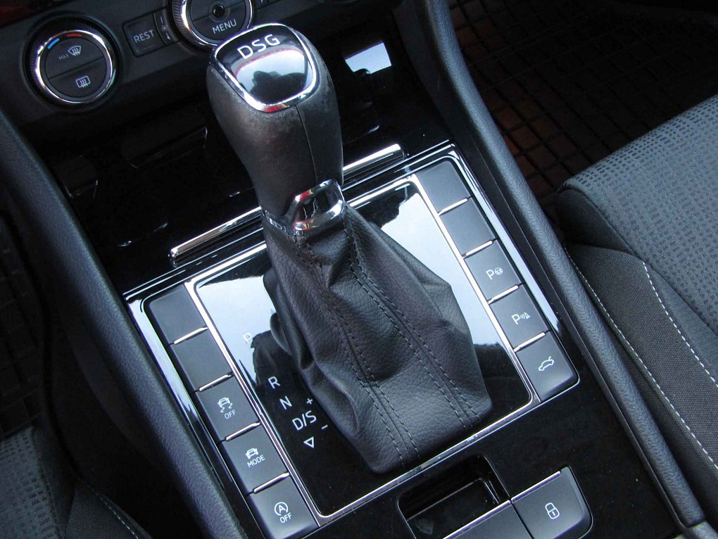 Škoda Superb III 2.0 TDi Ambition