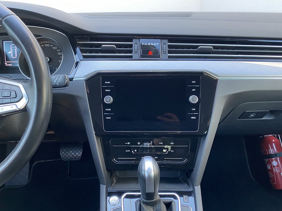 Volkswagen Passat 2.0TDi Business