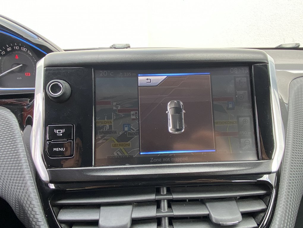 Peugeot 2008 1.6i Allure