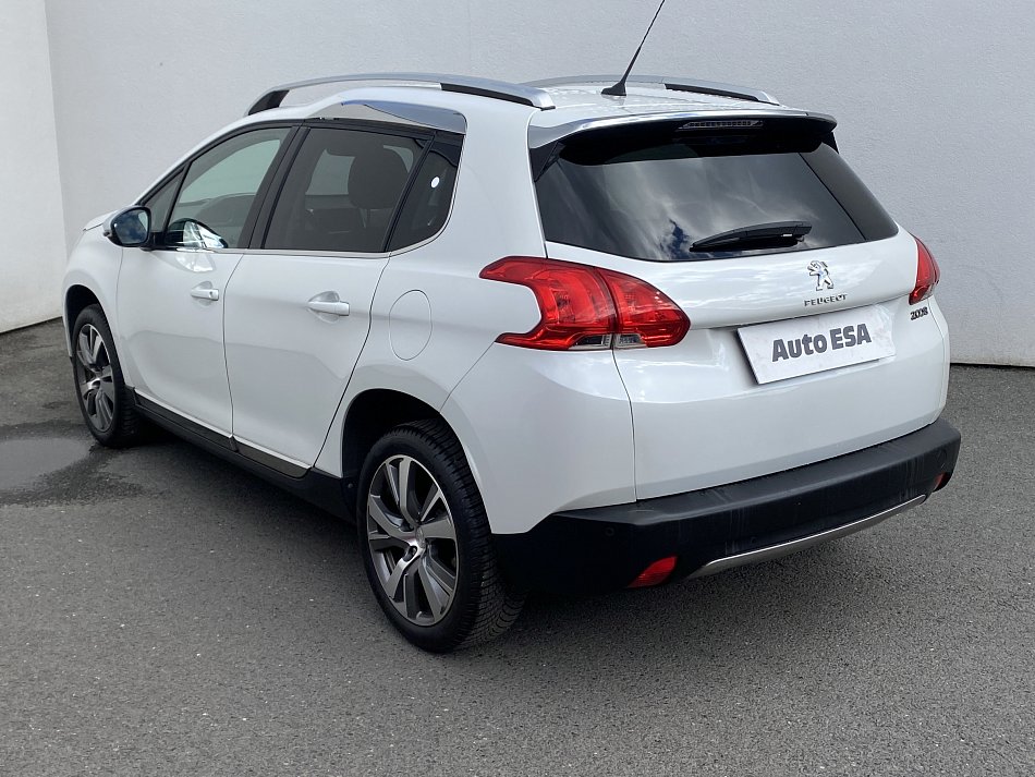 Peugeot 2008 1.6i Allure