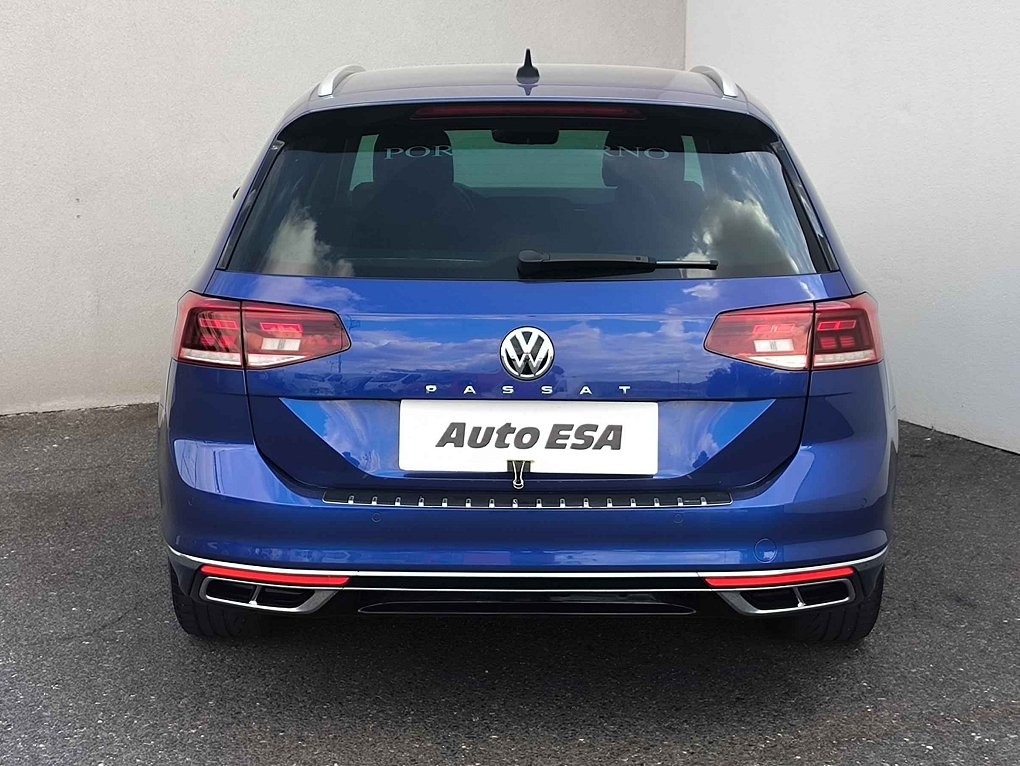 Volkswagen Passat 2.0TDi R-Line