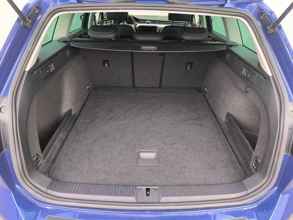 Volkswagen Passat 2.0TDi R-Line