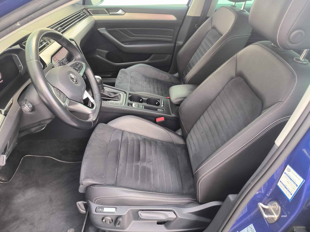 Volkswagen Passat 2.0TDi R-Line