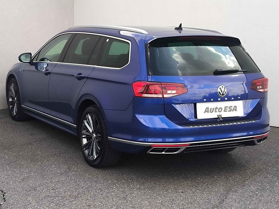 Volkswagen Passat 2.0TDi R-Line