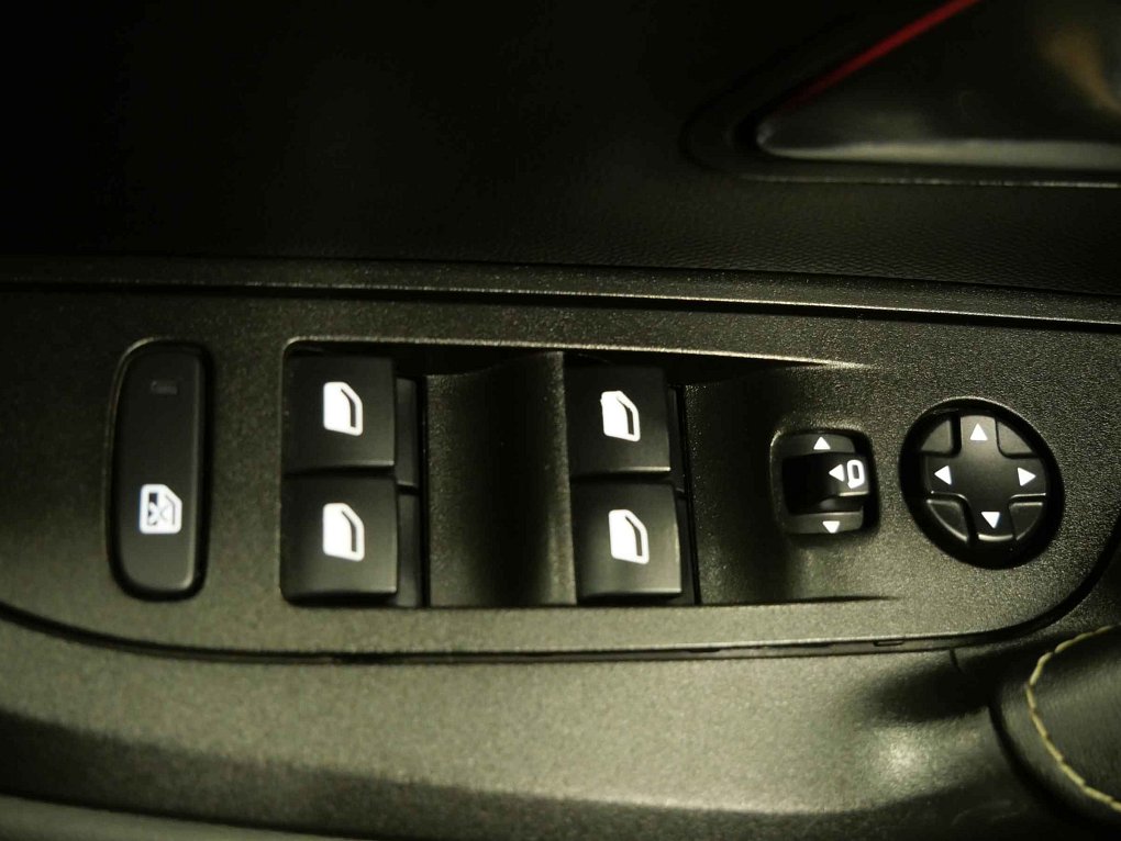 Peugeot 2008 1.5HDI 