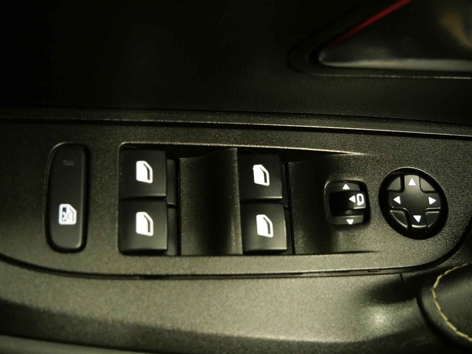Peugeot 2008 1.5HDI 
