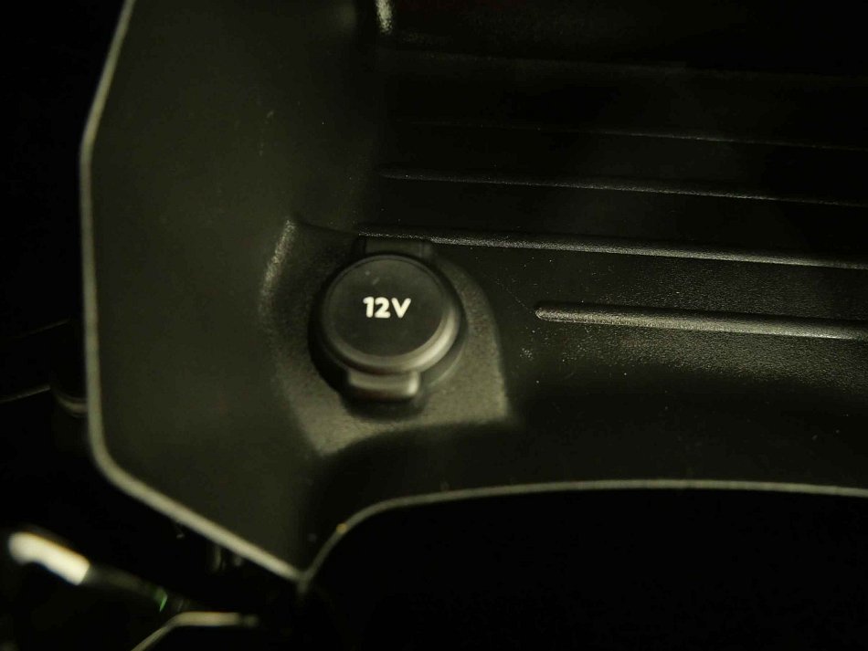 Peugeot 2008 1.5HDI 