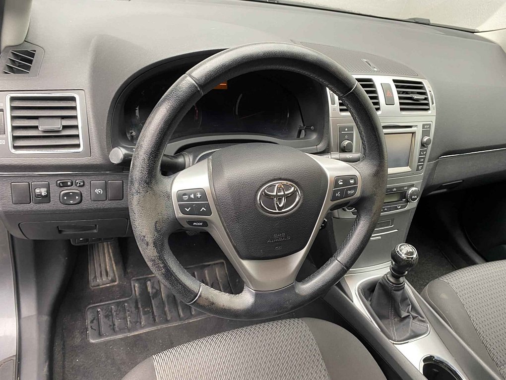 Toyota Avensis 1.8 VVT-i 