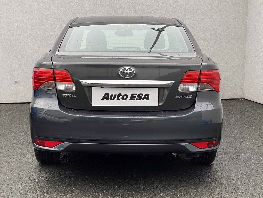 Toyota Avensis 1.8 VVT-i 