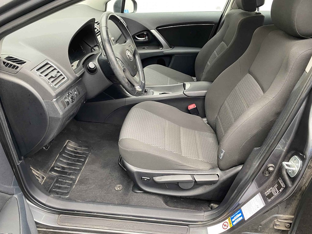 Toyota Avensis 1.8 VVT-i 