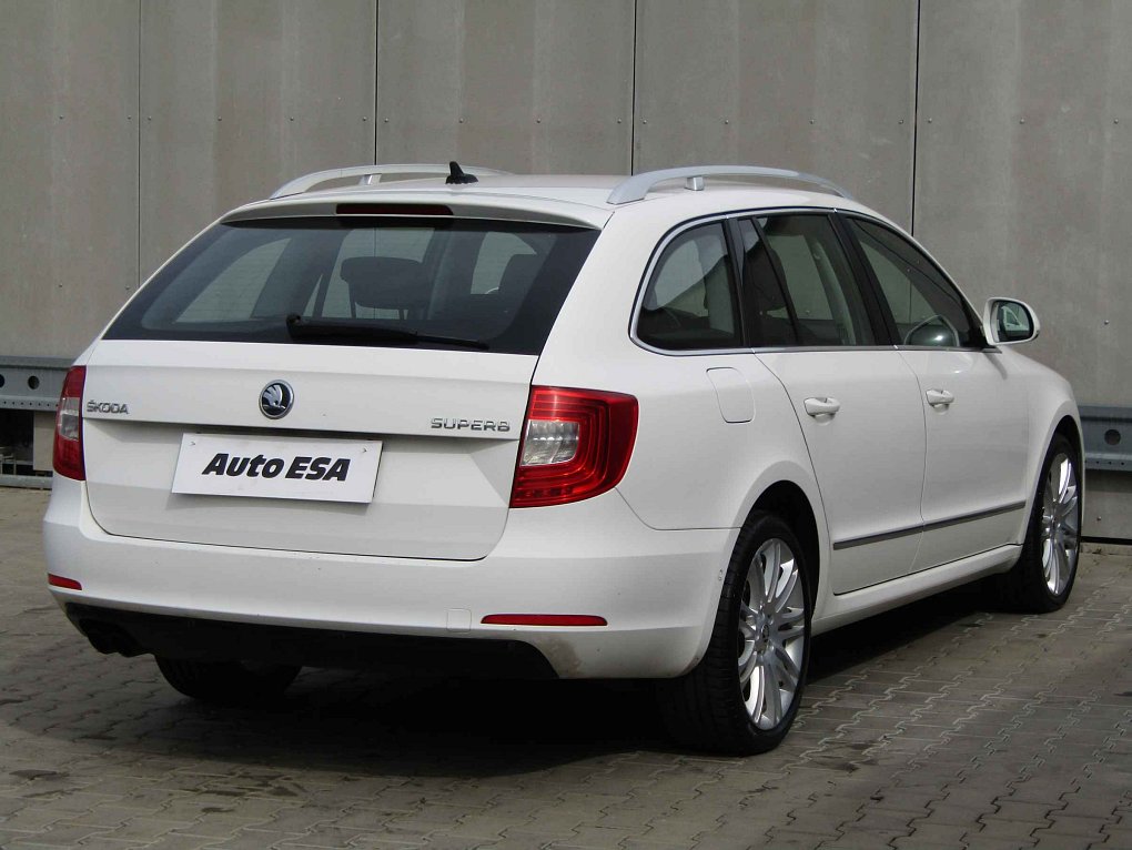 Škoda Superb II 2.0 TDi Elegance 4x4