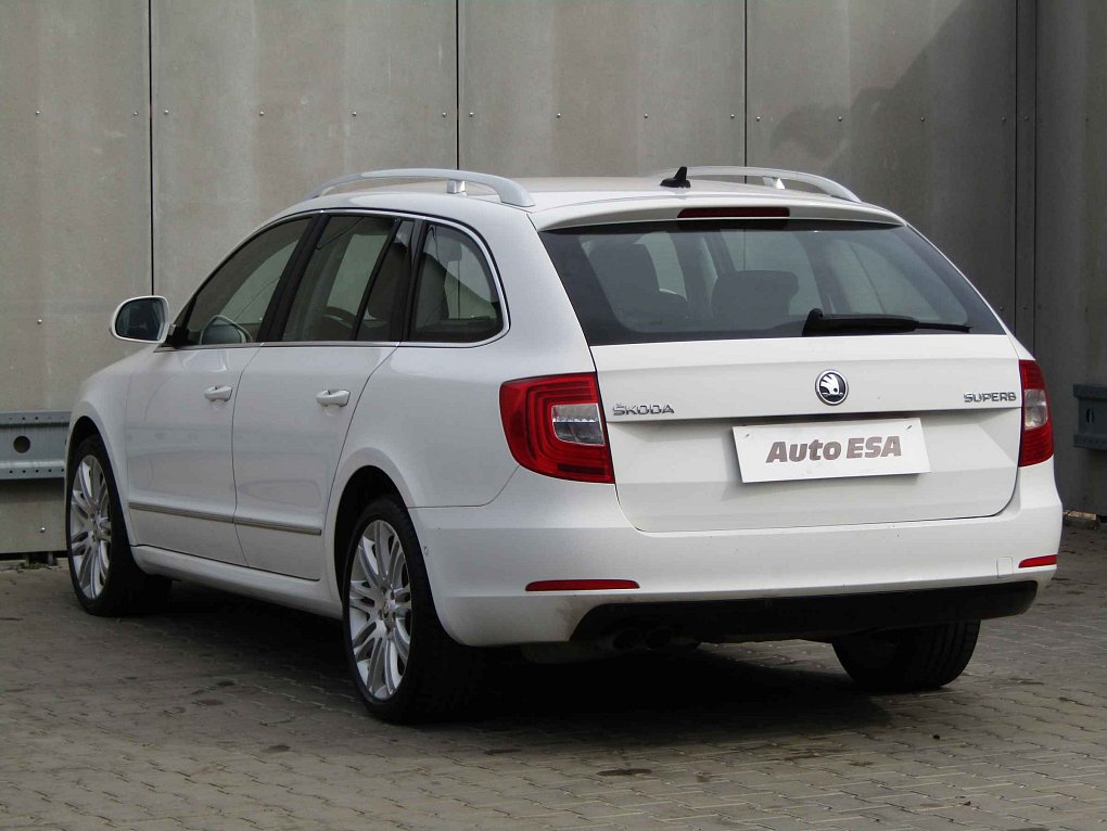 Škoda Superb II 2.0 TDi Elegance 4x4