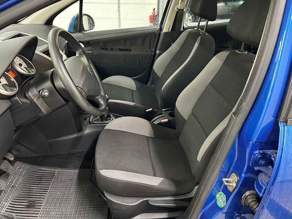 Peugeot 207 1.4 i 