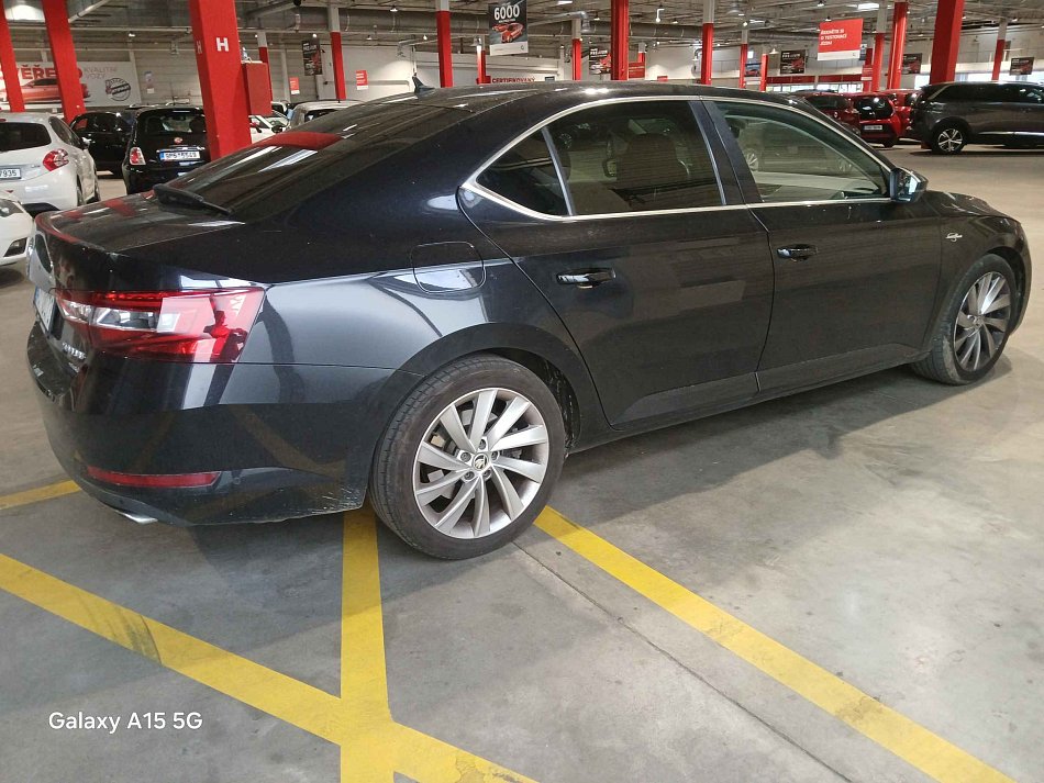 Škoda Superb III 2.0 Tsi  4x4