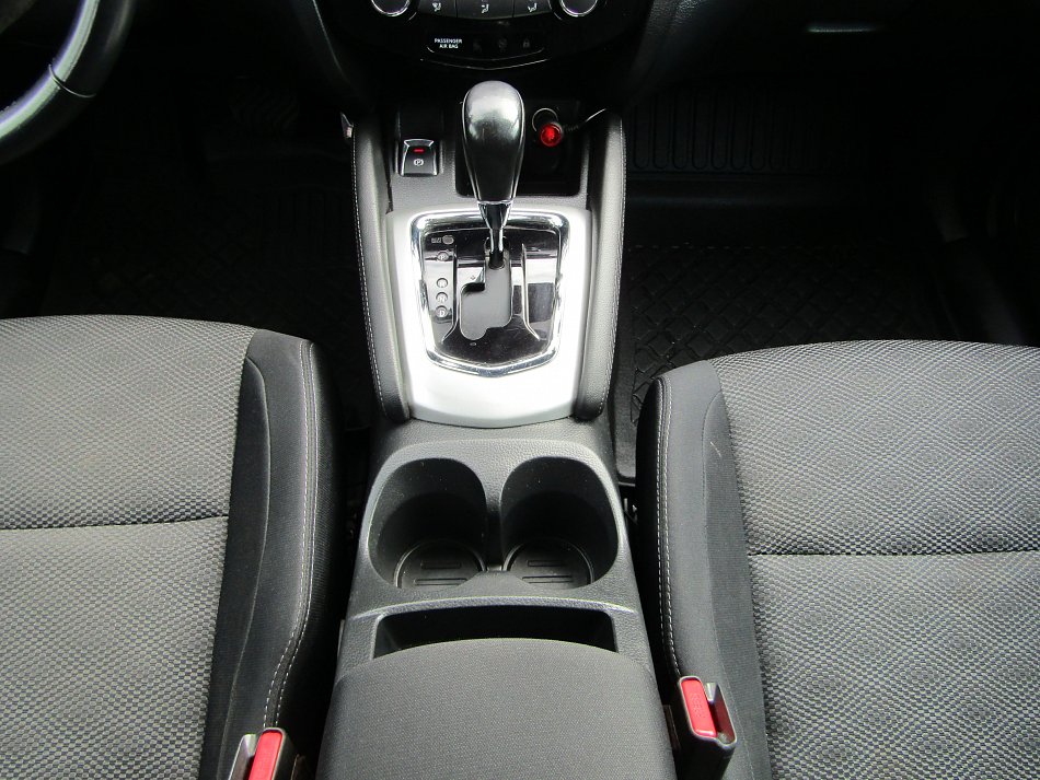 Nissan Qashqai 1.2 DiG-T 