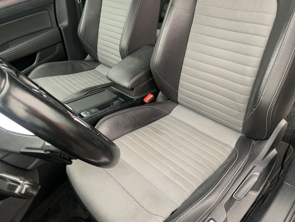 Volkswagen Passat 2.0 TDi R-Line