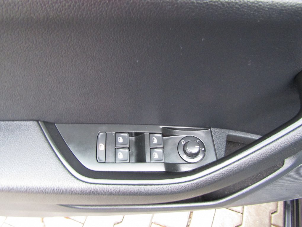 Škoda Superb III 2.0 TDi Active