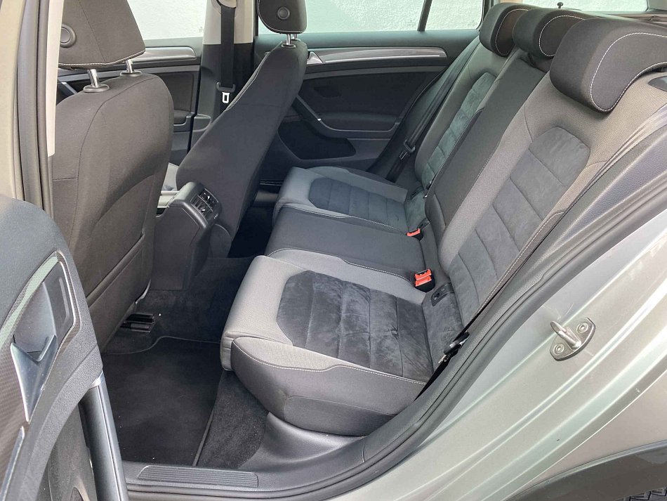 Volkswagen Golf 2.0 TDi Alltrack 4x4