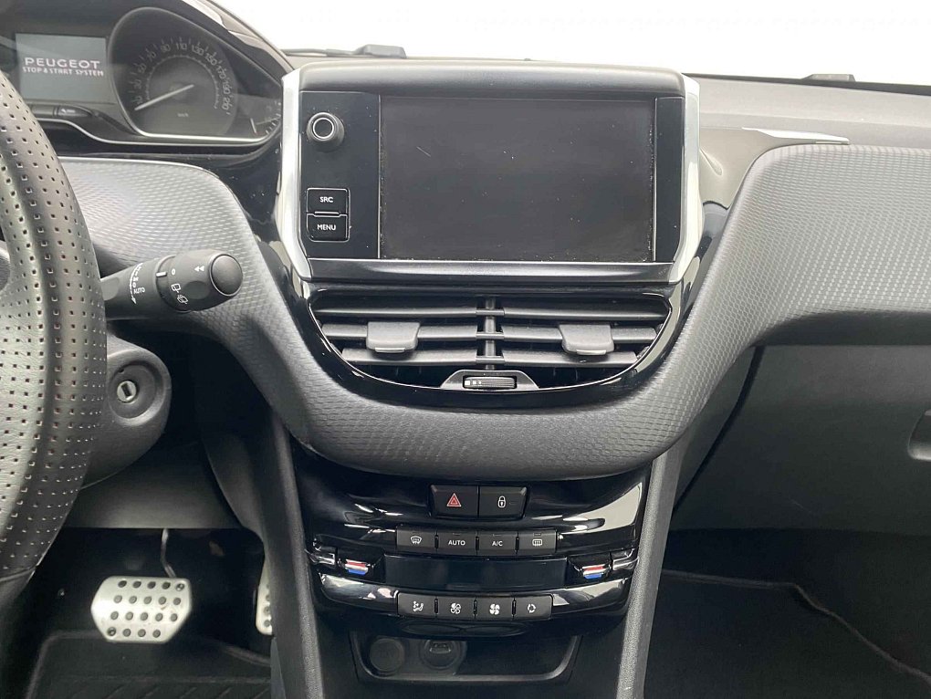 Peugeot 208 1.2 PT GT Line