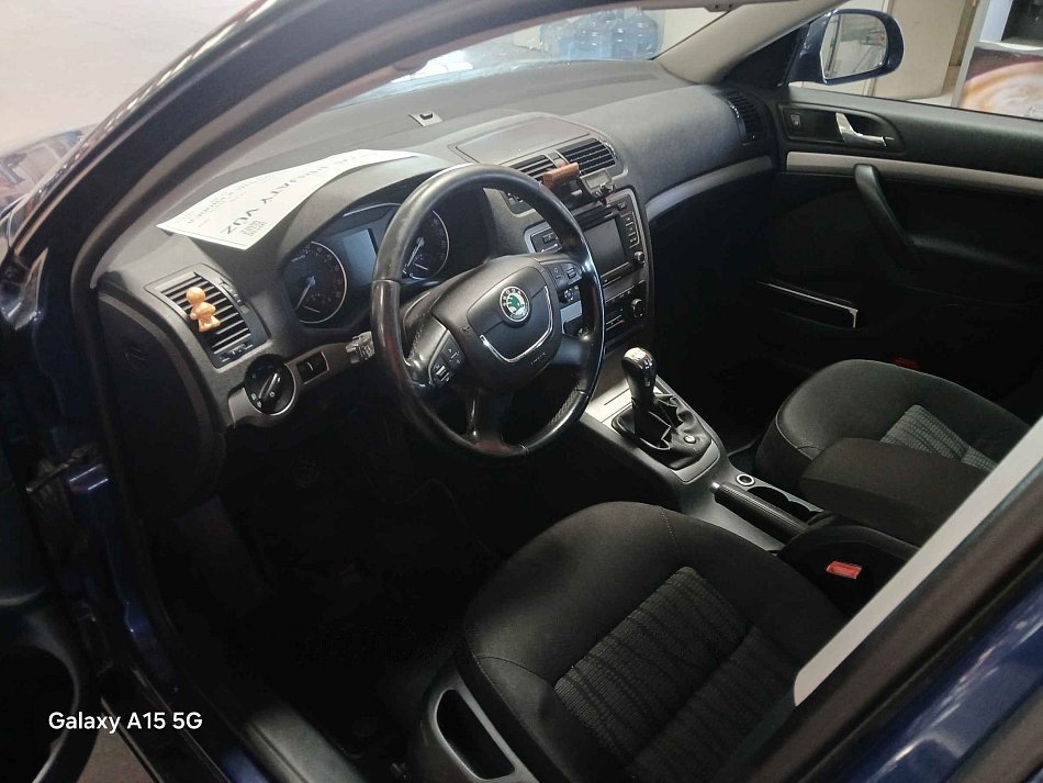 Škoda Octavia II 2.0 TDi Elegance