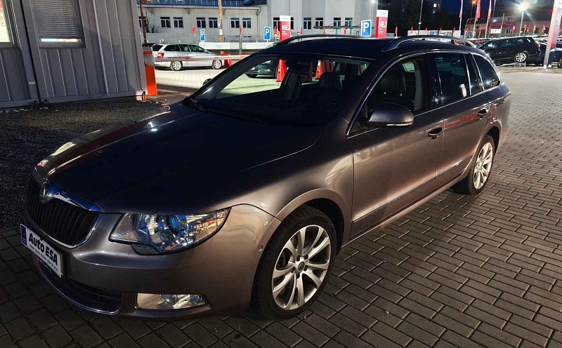 Škoda Superb II 3.6 FSi  4x4