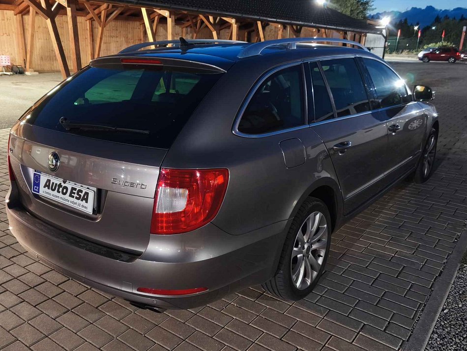 Škoda Superb II 3.6 FSi  4x4