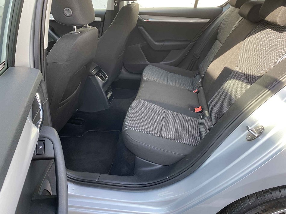 Škoda Octavia III 1.6 TDi Ambition