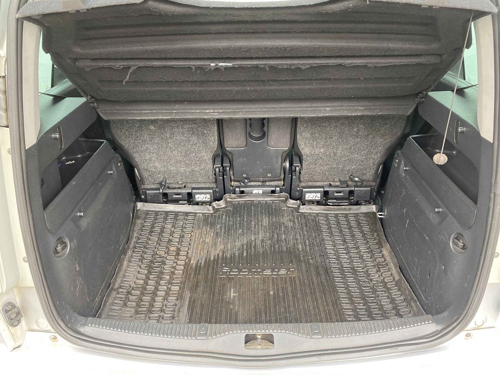 Škoda Roomster 1.2 TSi Ambition
