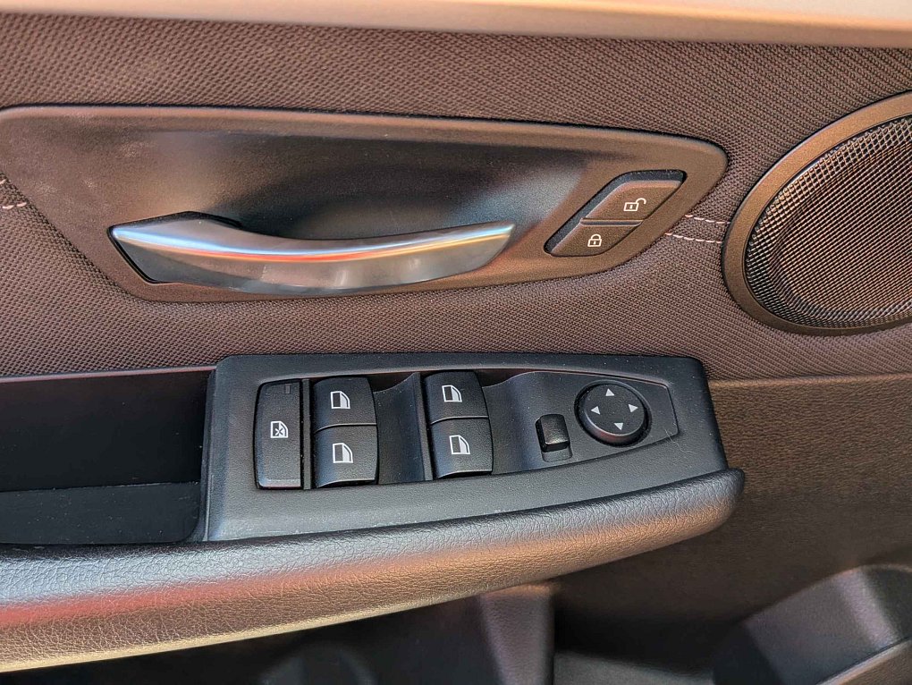 BMW Řada 2 1.5 i  218i