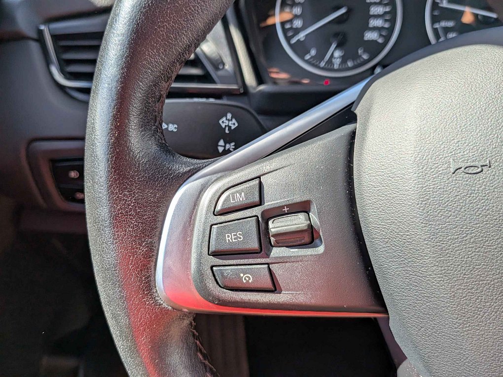 BMW Řada 2 1.5 i  218i